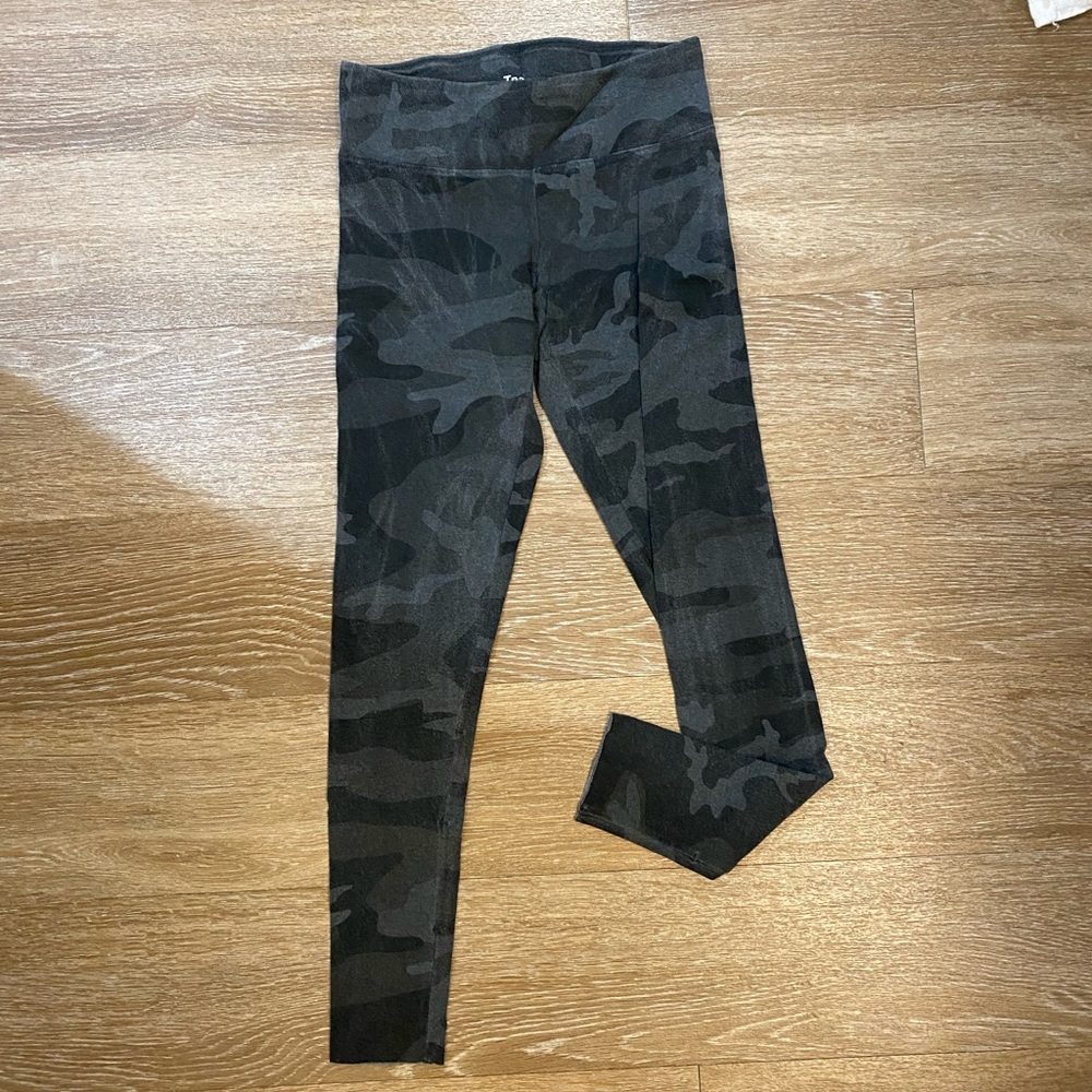 TNA Camo Leggings